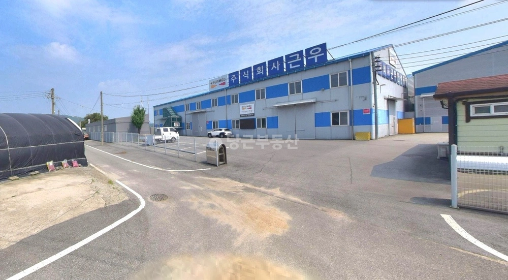 경기도 안성시 죽산면 공장/창고 사진 1