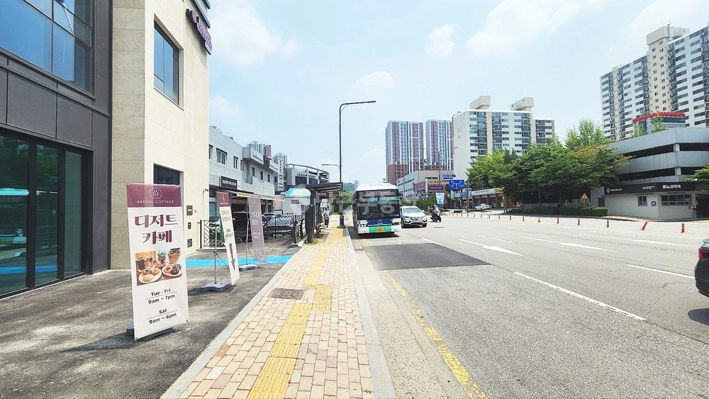 경기도 수원시 영통구 원천동 상가 사진 1