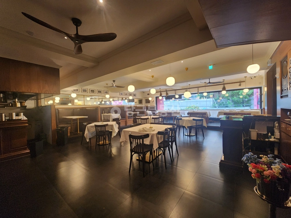 서울특별시 강남구 신사동 상가 사진 1