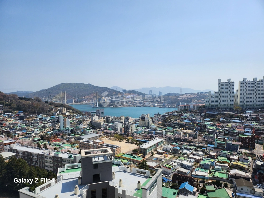 전남광주통합특별시 여수시 관문동 아파트 사진 1