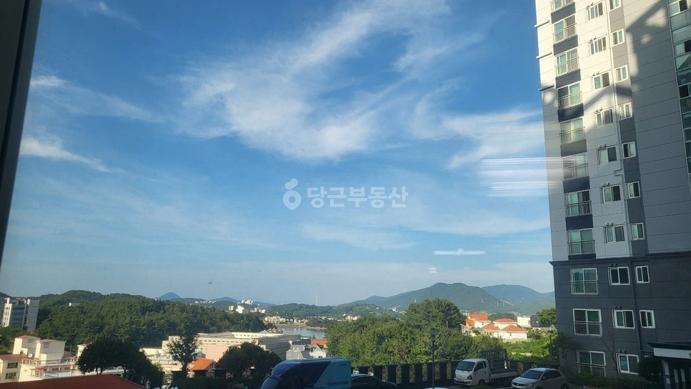 경상남도 통영시 용남면 아파트 사진 1