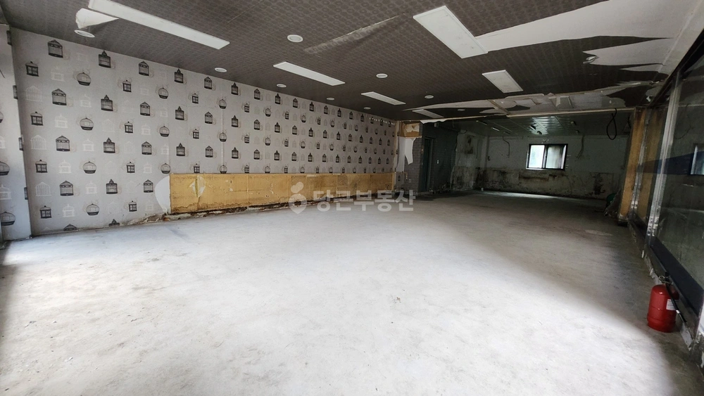 경기도 수원시 권선구 오목천동 상가 사진 1