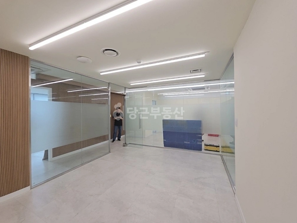 서울특별시 강남구 신사동 사무실 사진 1
