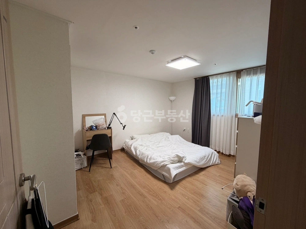 대전광역시 유성구 봉명동 아파트 사진 1