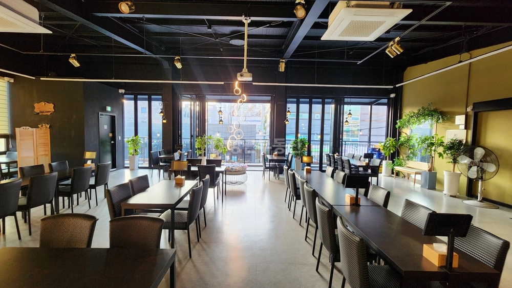 충청남도 아산시 모종동 상가 사진 1