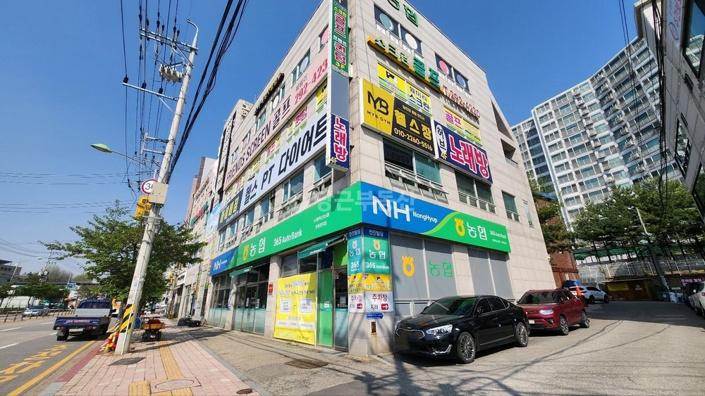 경기도 수원시 권선구 오목천동 상가 사진 1