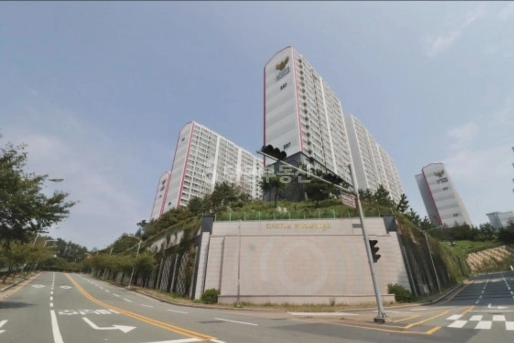 부산광역시 사하구 다대동 아파트 사진 1
