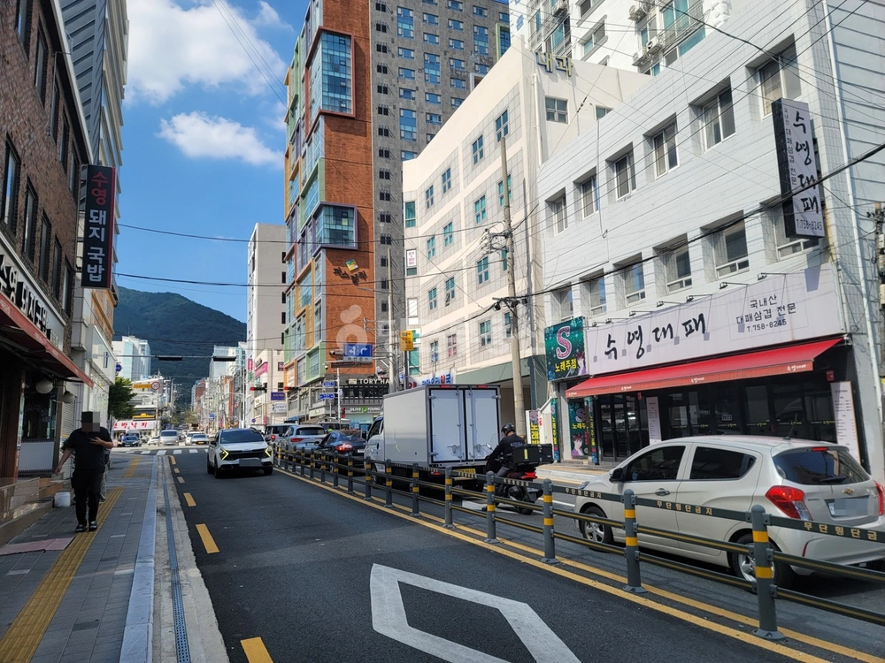 부산광역시 수영구 광안동 상가 사진 1