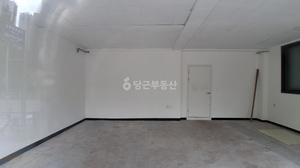 경기도 수원시 영통구 매탄동 상가 사진 1