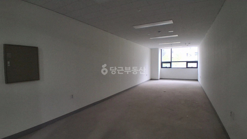 경기도 수원시 팔달구 인계동 상가 사진 1
