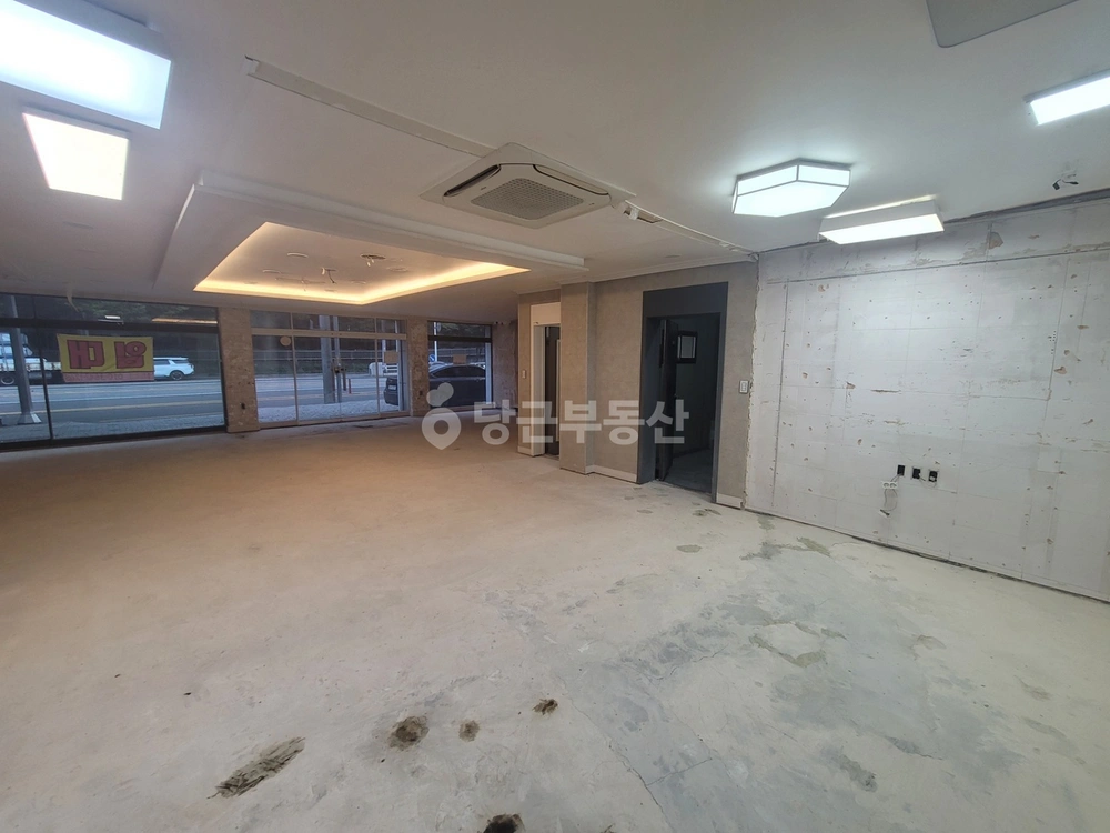 대구광역시 달서구 용산동 상가 사진 1