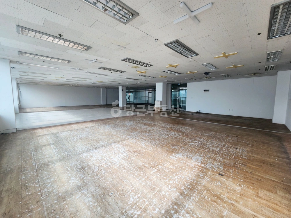 경기도 고양시 일산서구 대화동 사무실 사진 1