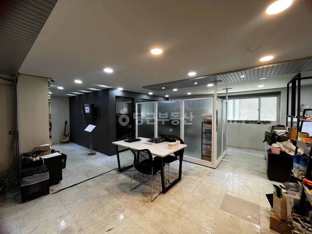 서울특별시 강남구 신사동 사무실 사진 1