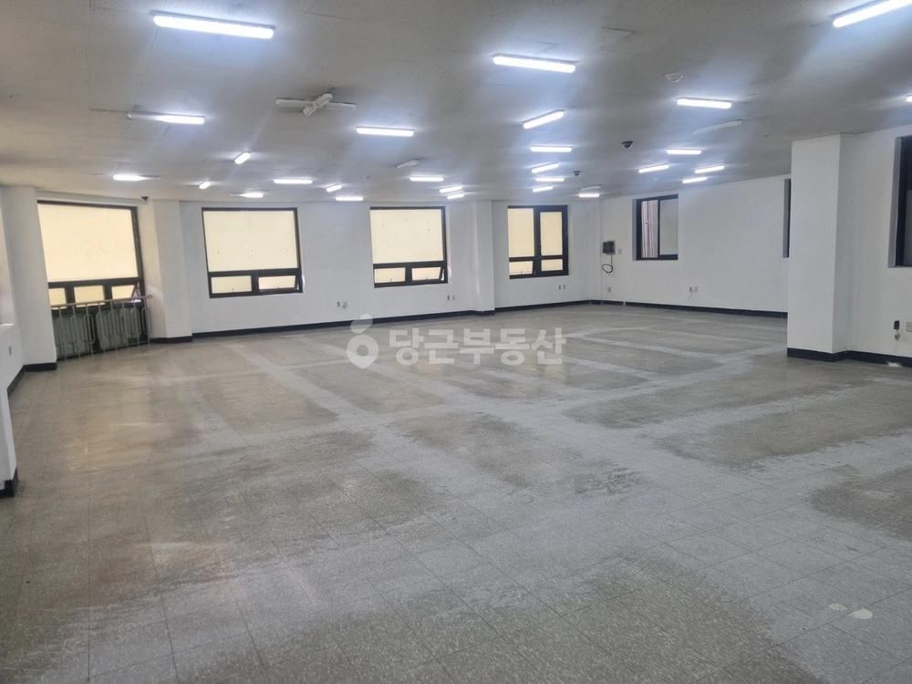 대전광역시 유성구 장대동 상가 사진 1