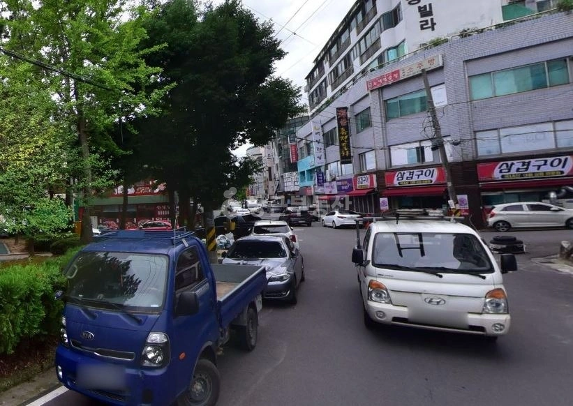 경상남도 창원시 의창구 팔용동 상가 사진 1
