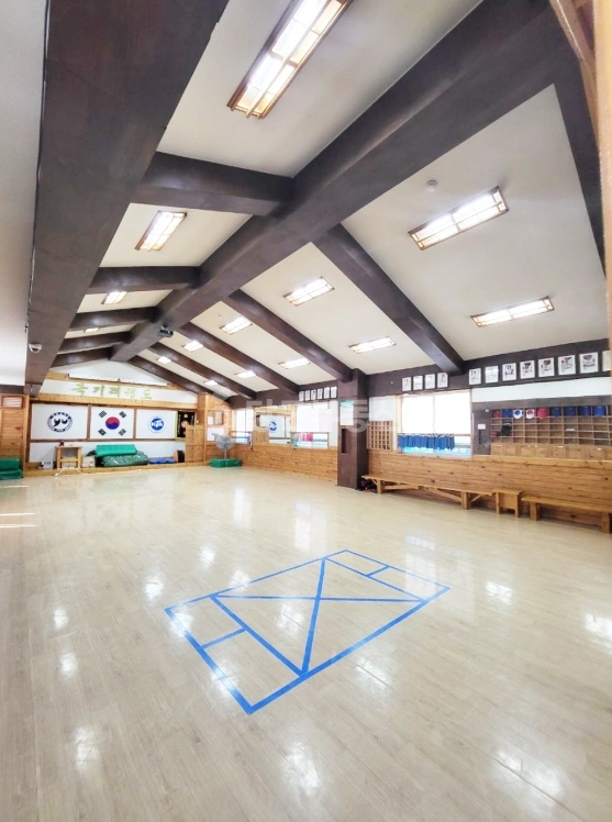 대구광역시 동구 신서동 상가 사진 1