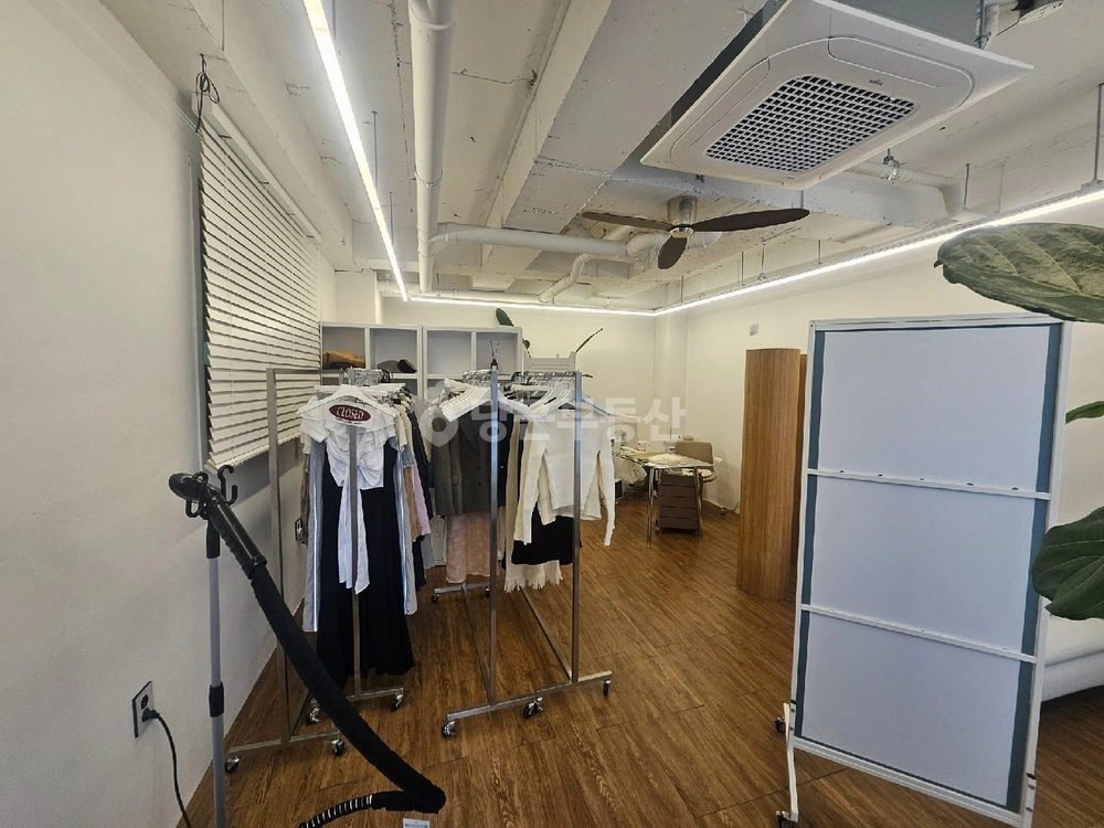 대전광역시 서구 갈마동 상가 사진 1