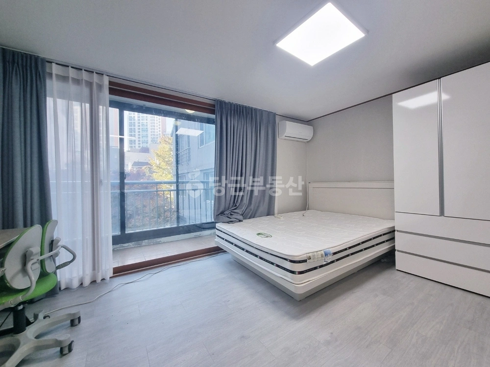 서울특별시 강남구 논현동 원룸 사진 1