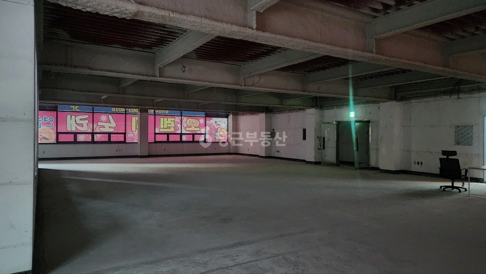 전남광주통합특별시 광산구 월곡동 상가 사진 1