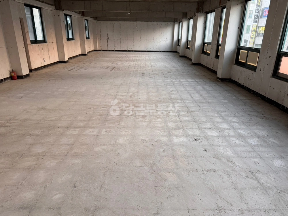 충청북도 청주시 흥덕구 복대동 상가 사진 1