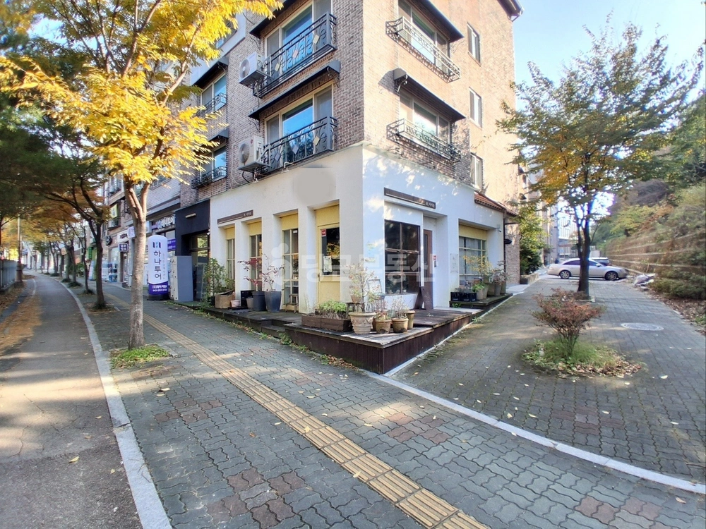 충청북도 청주시 서원구 성화동 상가 사진 1
