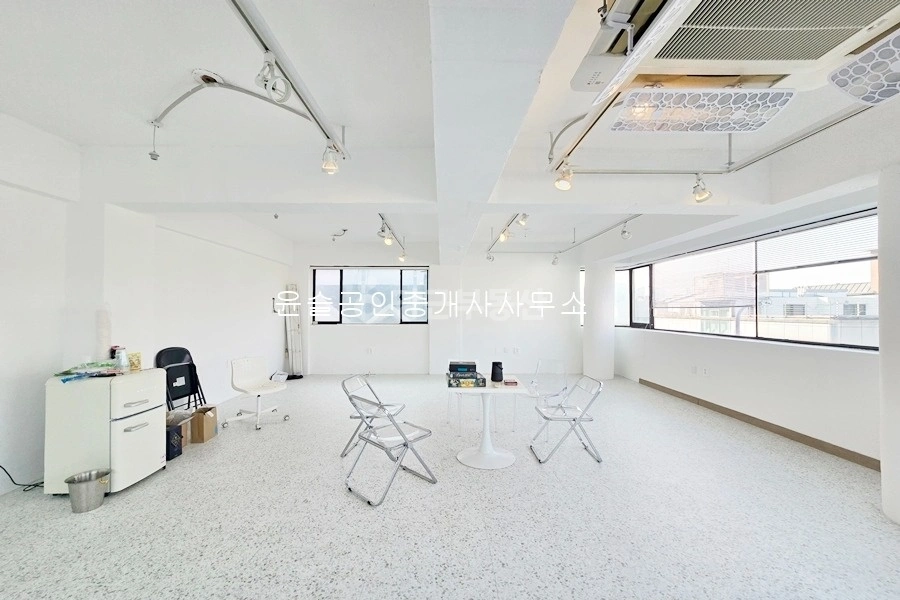 서울특별시 강남구 신사동 사무실 사진 1