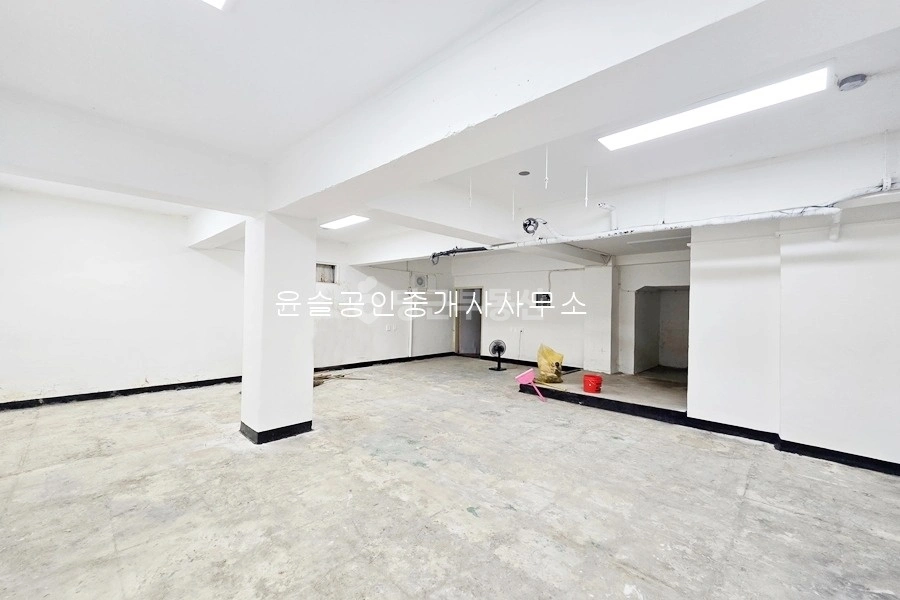 서울특별시 강남구 신사동 상가 사진 1