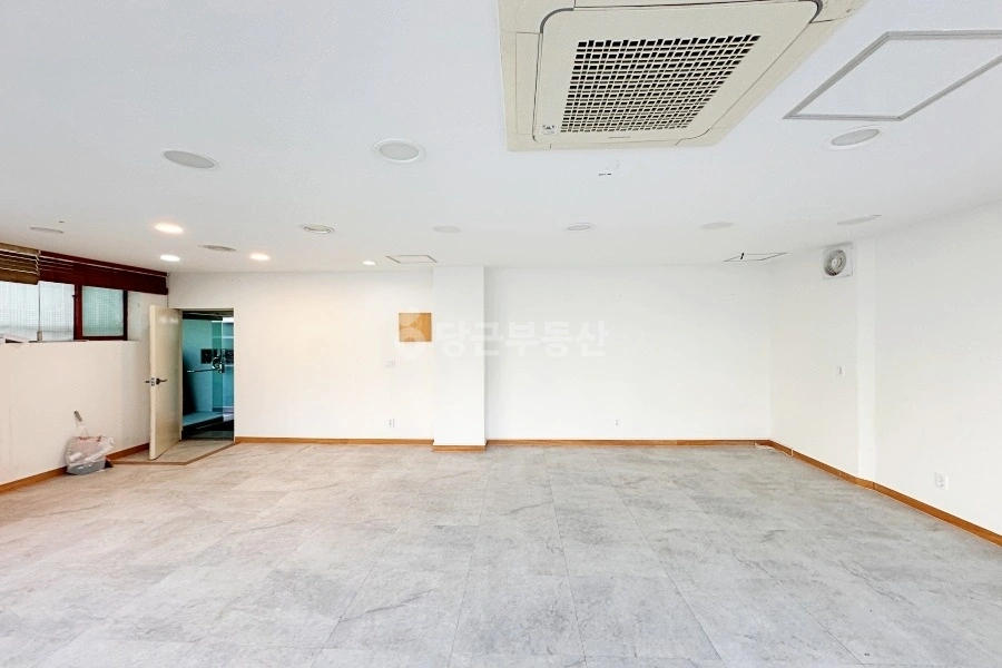서울특별시 강남구 신사동 사무실 사진 1