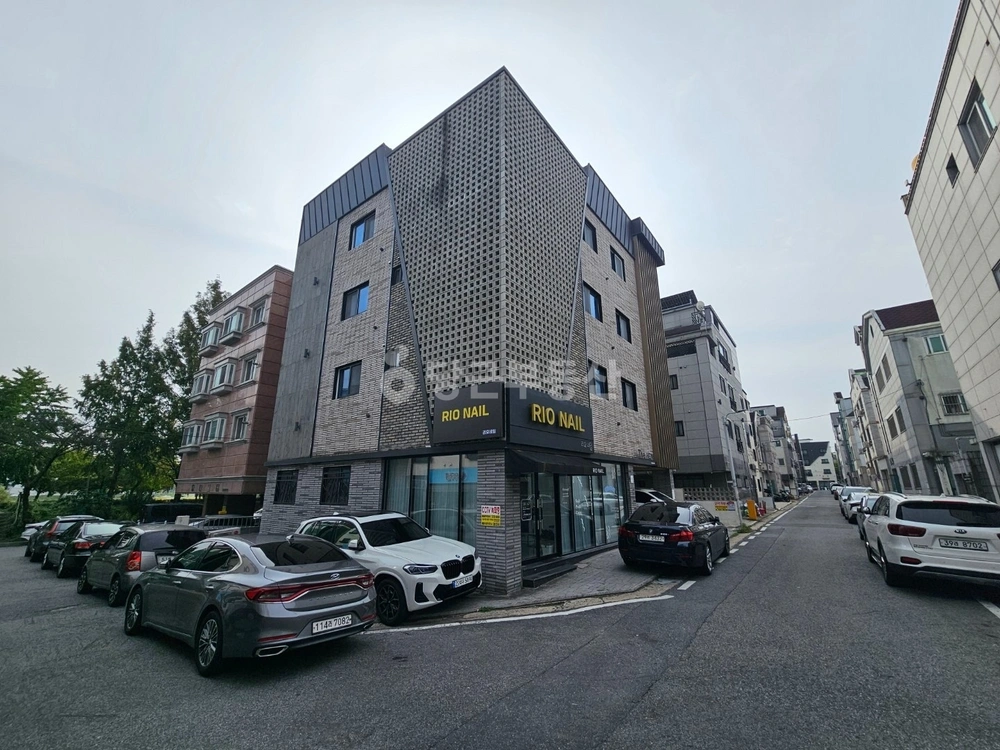 대전광역시 서구 둔산동 건물 사진 1