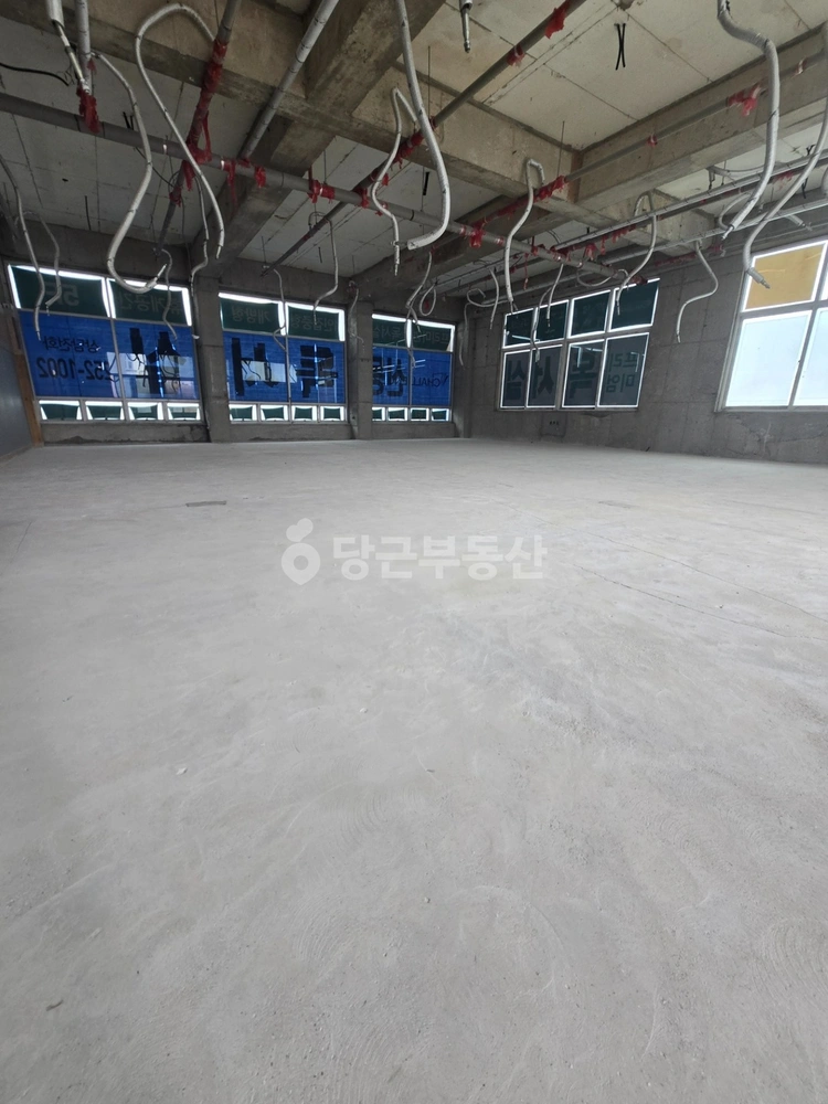 전북특별자치도 전주시 덕진구 송천동2가 상가 사진 1