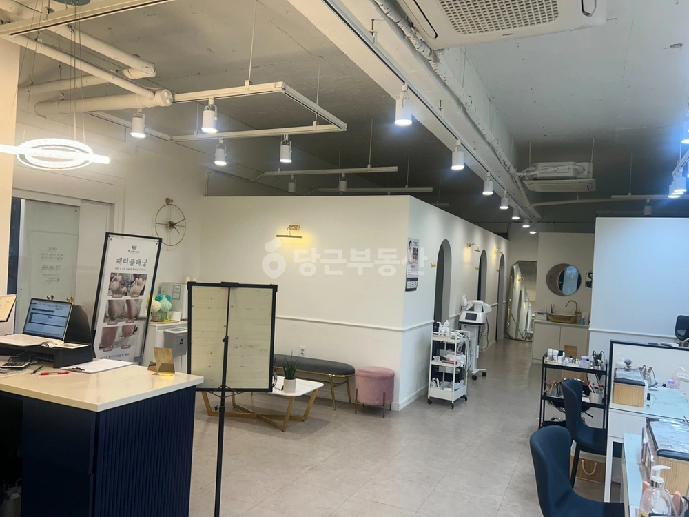 경기도 안양시 동안구 호계동 상가 사진 1