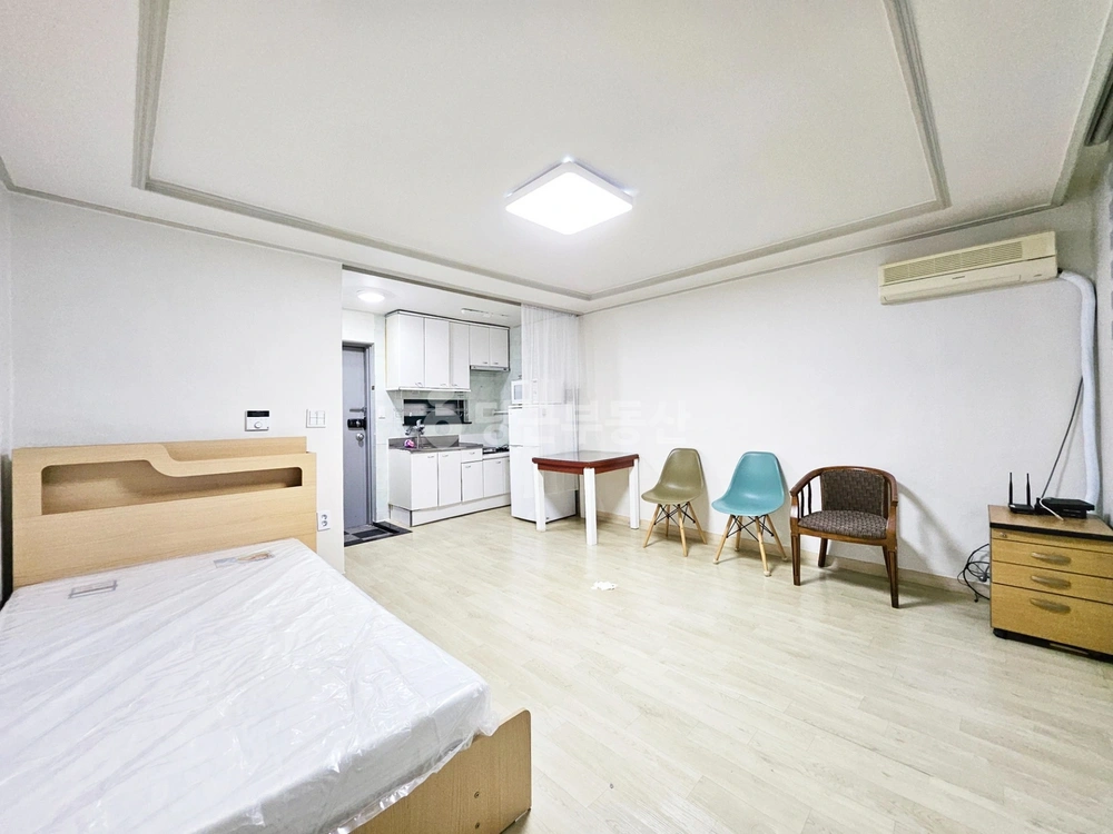 서울특별시 강남구 역삼동 원룸 사진 1