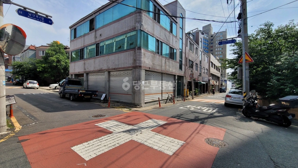 대구광역시 중구 남산동 상가 사진 1