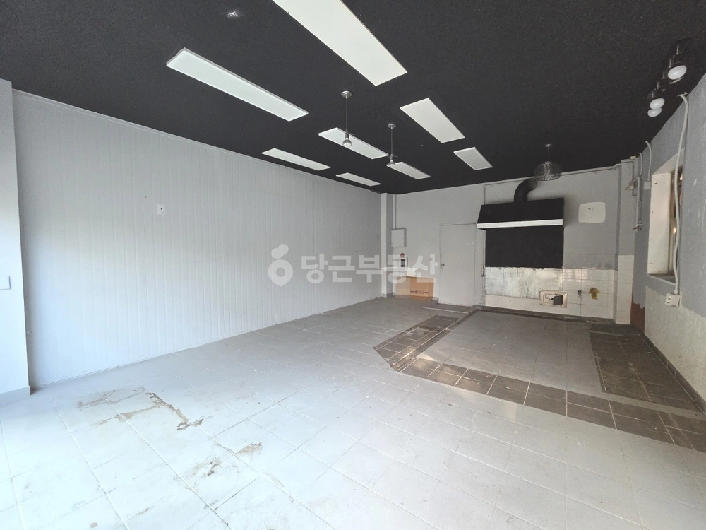 충청남도 천안시 동남구 신방동 상가 사진 1