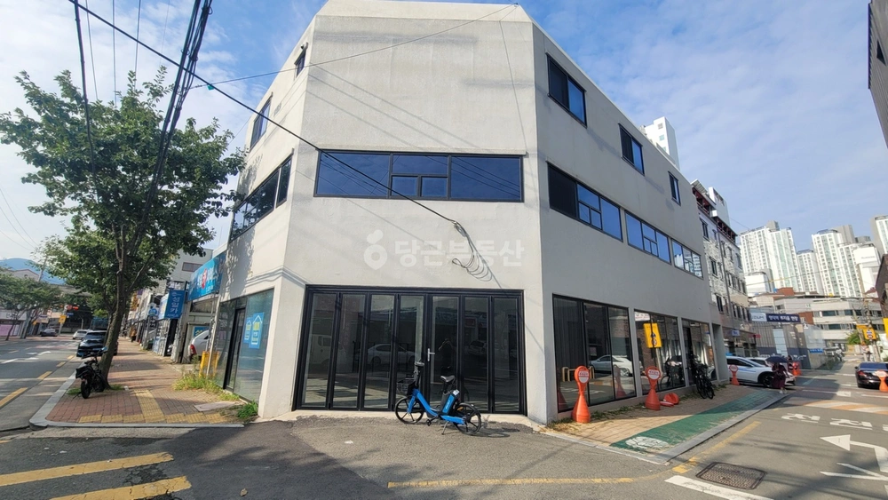 대구광역시 중구 남산동 상가 사진 1