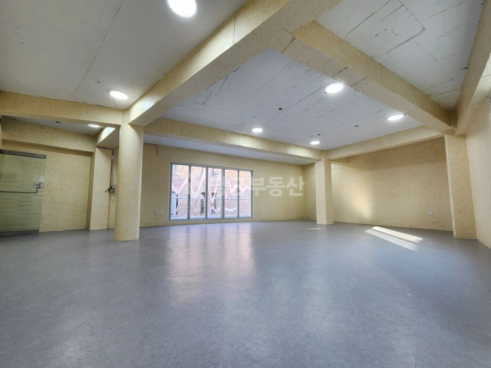 서울특별시 강남구 신사동 사무실 사진 1