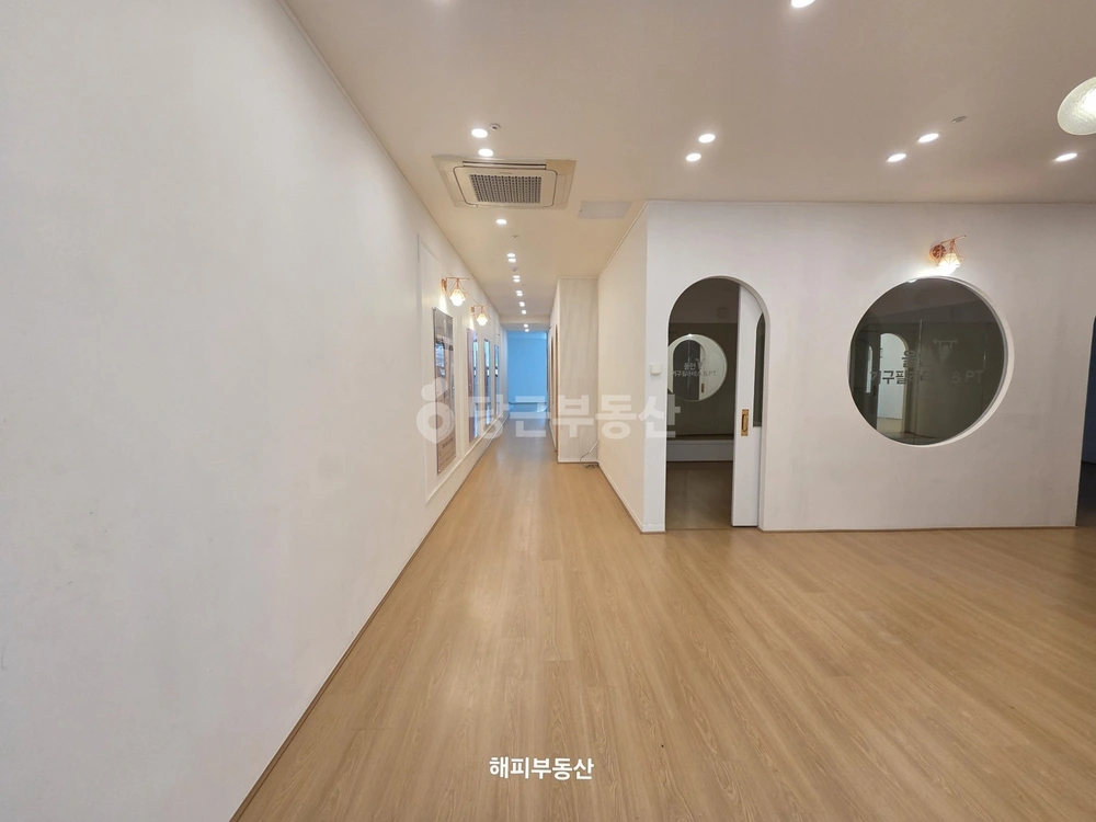 경기도 수원시 팔달구 인계동 상가 사진 1