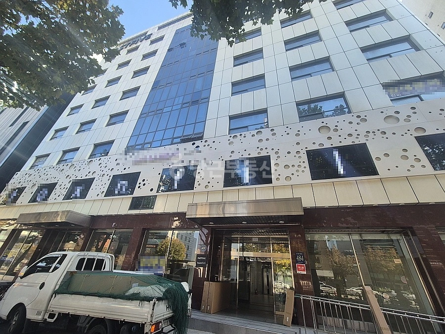 서울특별시 강남구 논현동 상가 사진 1