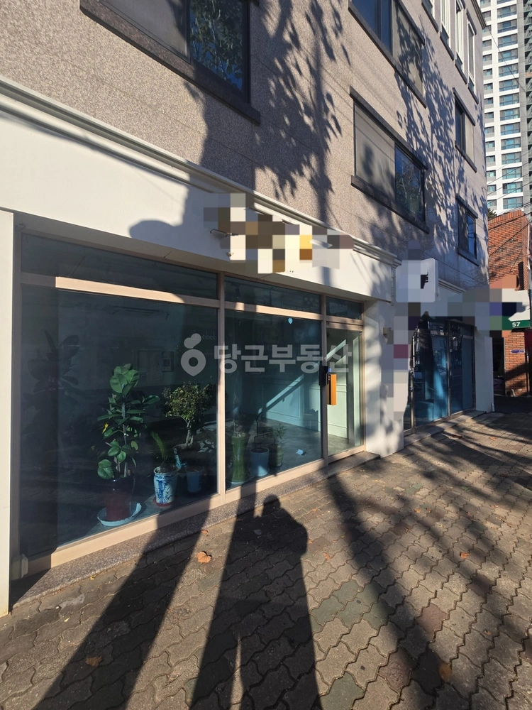 대구광역시 수성구 두산동 상가 사진 1