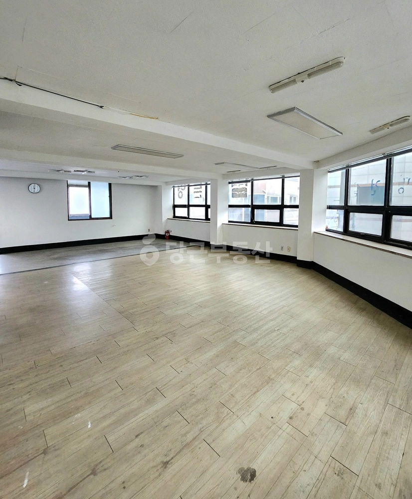 전남광주통합특별시 서구 쌍촌동 상가 사진 1