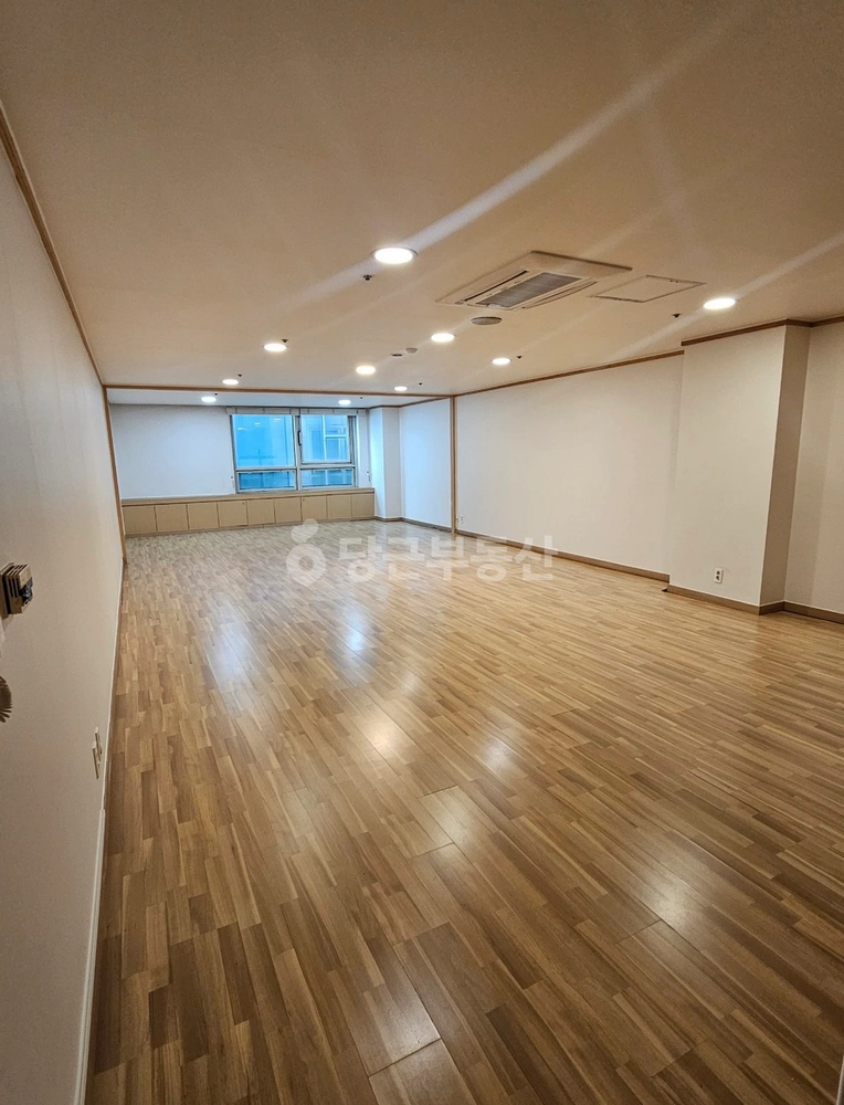 경기도 수원시 팔달구 인계동 오피스텔 사진 1