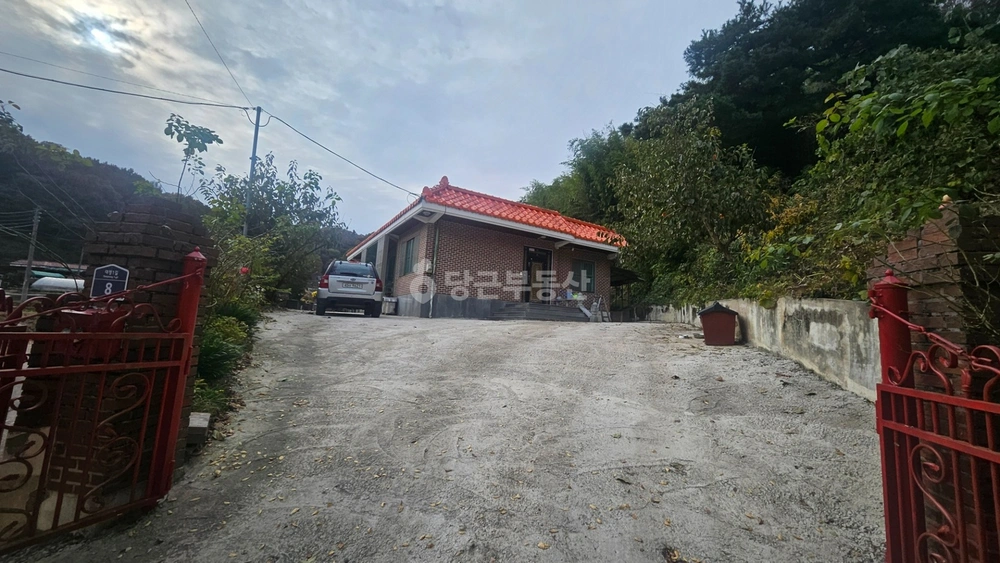 충청북도 옥천군 군북면 단독/전원주택 사진 1