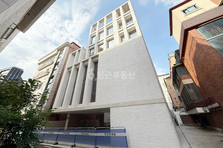 서울특별시 강남구 논현동 사무실 사진 1