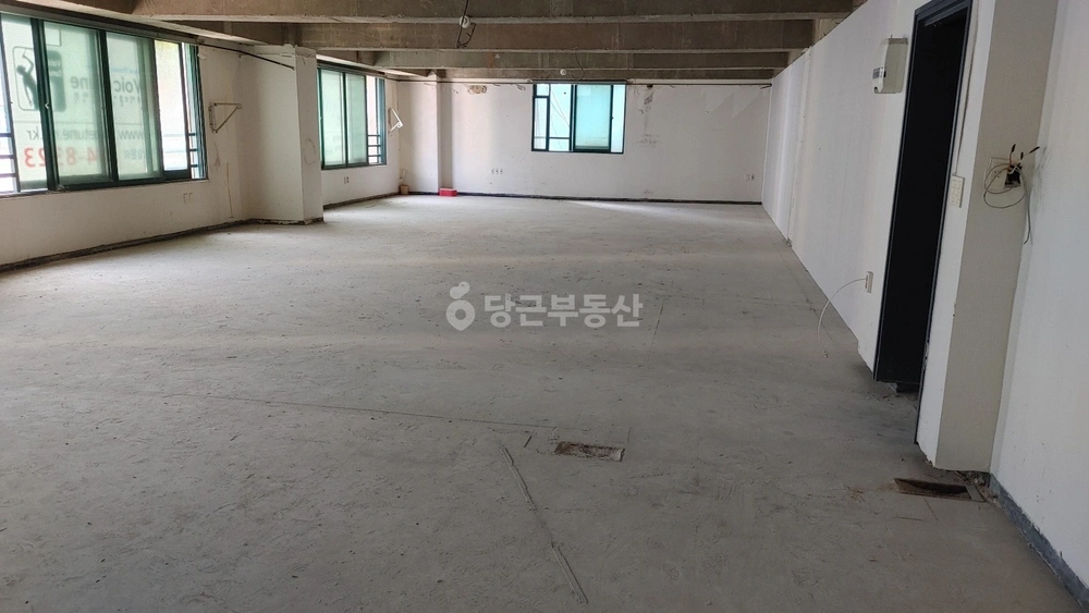 경상남도 창원시 성산구 상남동 상가 사진 1