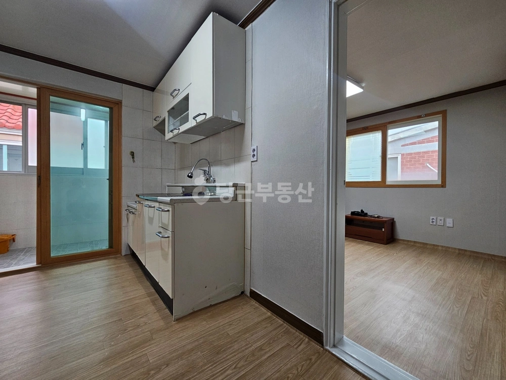 경상남도 김해시 외동 원룸 사진 1