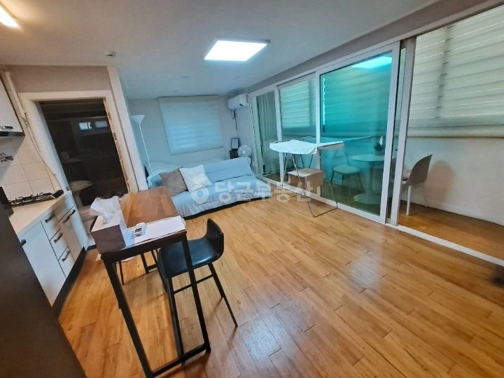 서울특별시 강남구 역삼동 원룸 사진 1