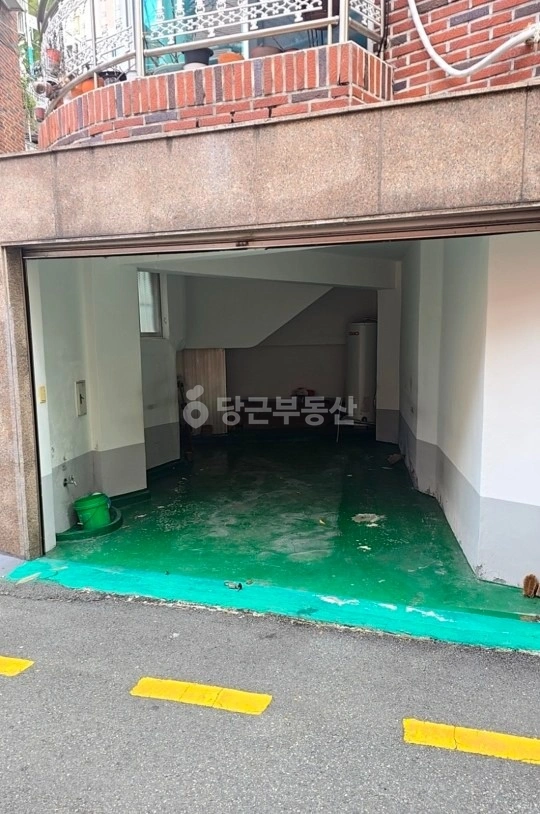 부산광역시 중구 영주동 공장/창고 사진 1