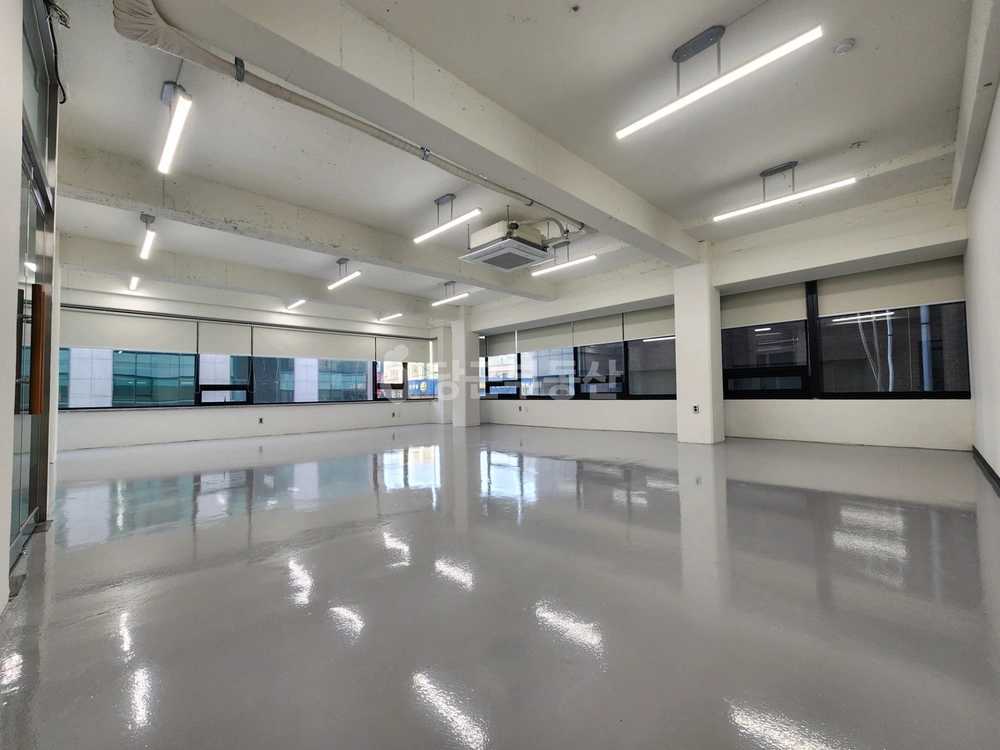 서울특별시 강남구 신사동 사무실 사진 1