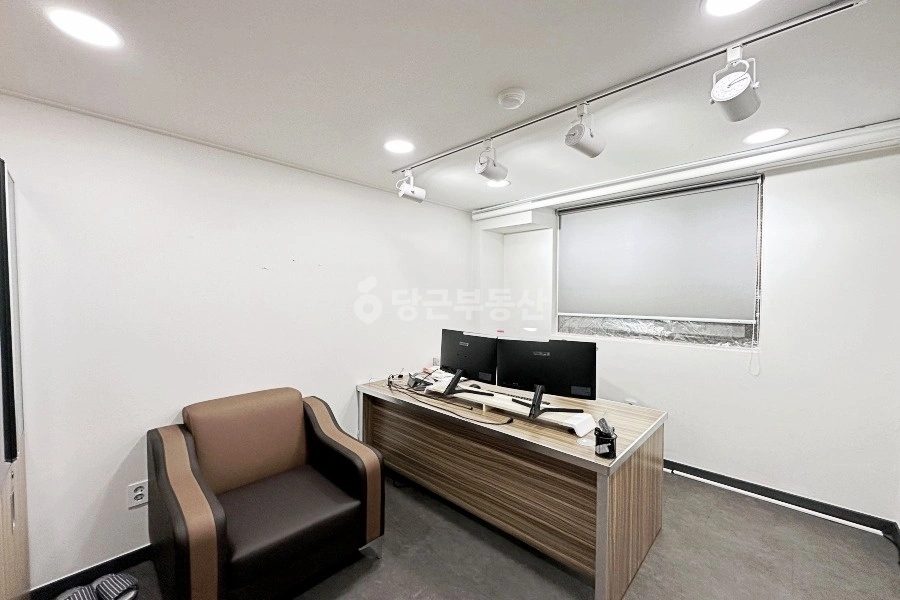 서울특별시 강남구 신사동 사무실 사진 1