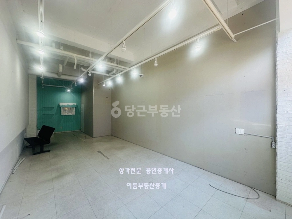 대전광역시 서구 도안동 상가 사진 1